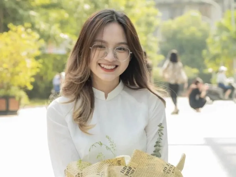 Trang chủ 8 Đặng Thu Hà